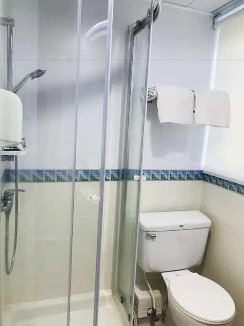 Гонконг: West Hotel