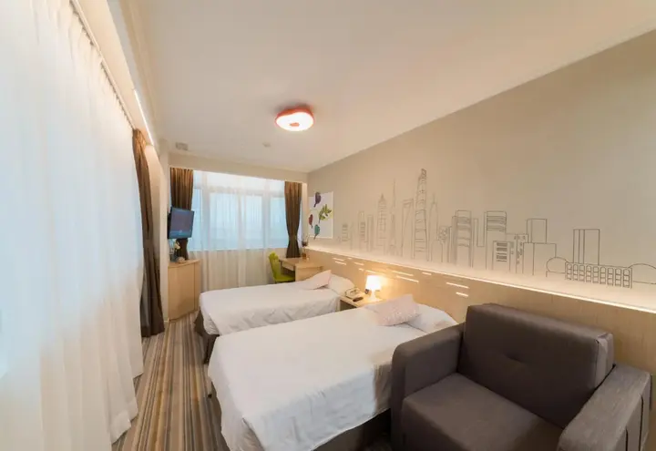 Гонконг: West Hotel