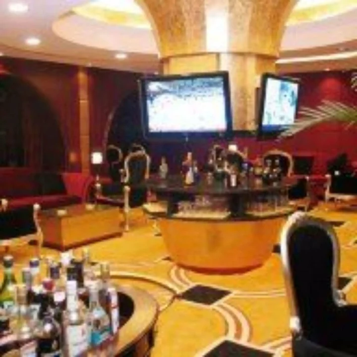 Циндао: Qingdao Oceanwide Elite Hotel