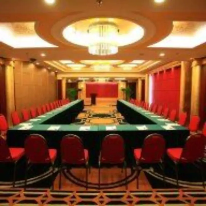 Циндао: Qingdao Oceanwide Elite Hotel