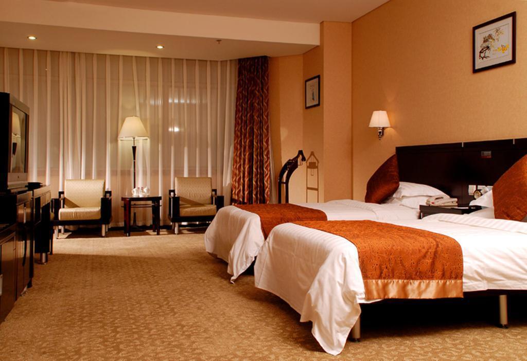 Пекин: Beijing Phoenix Grand Hotel