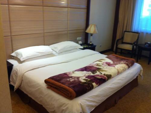 Синъи: Xingyi City Full House Wenzhou Hotel