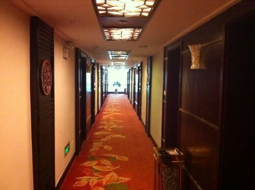 Синъи: Xingyi City Full House Wenzhou Hotel