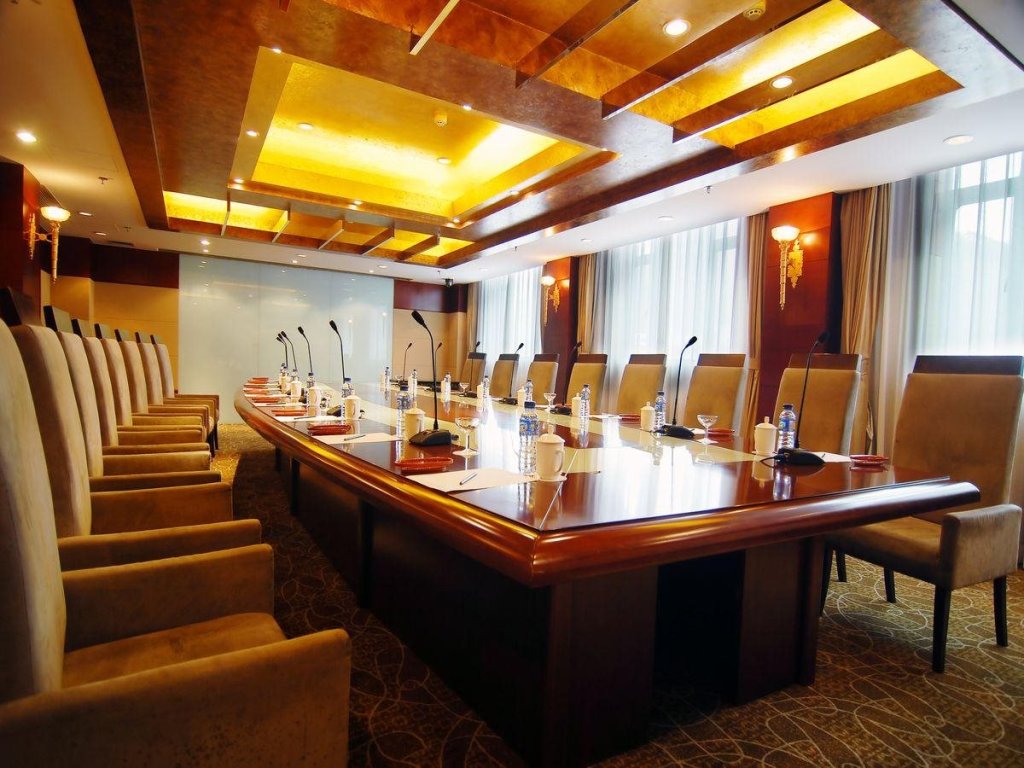 Шанхай: Jinrong International Hotel