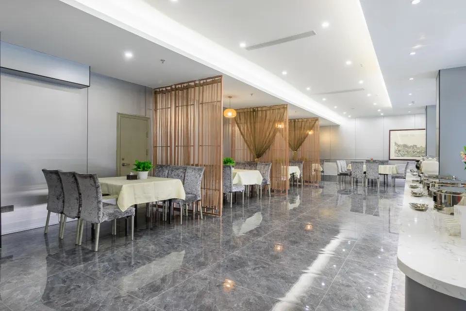Пекин: Capital Airport International Hotel