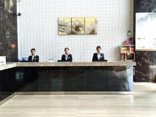 Ухань: Jinjiang Metropolo Wuhan Jingkai Wanda