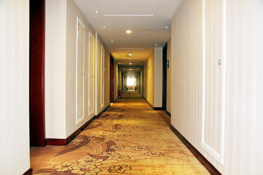 Каили: Zongheng Hotel