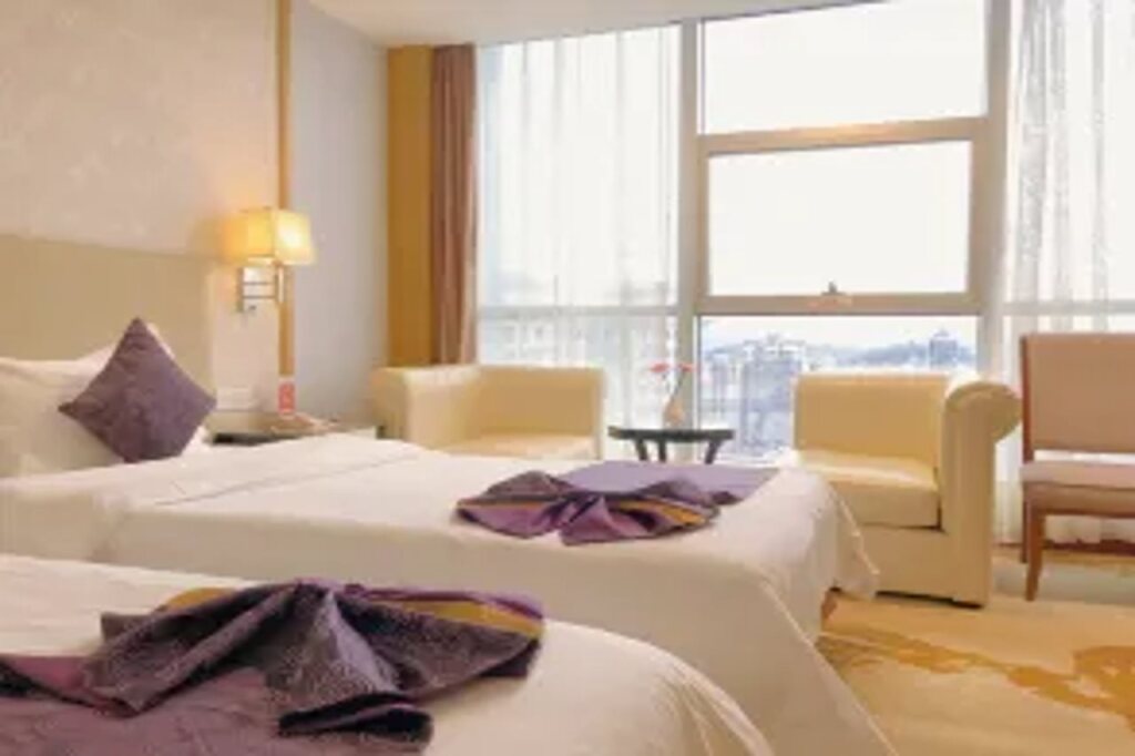 Каили: Zongheng Hotel