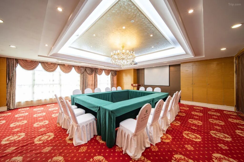 Каили: Zongheng Hotel