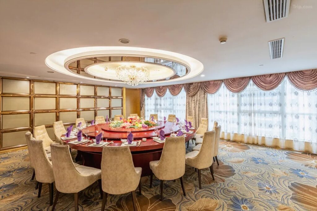Каили: Zongheng Hotel