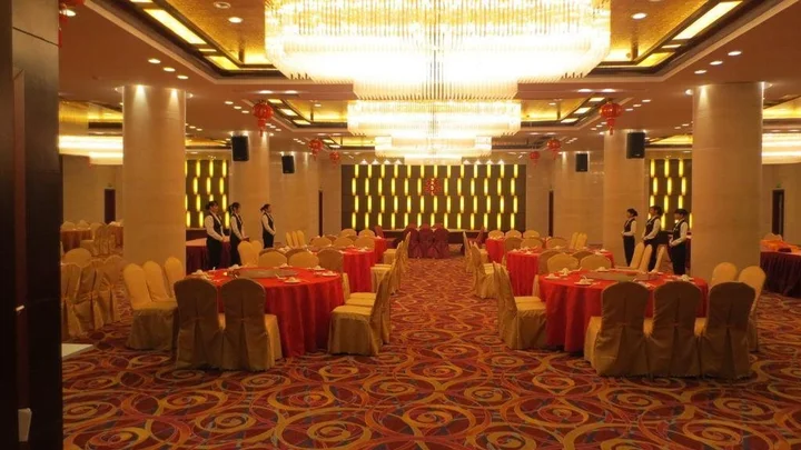 Лунъянь: Hakka Earth Building Prince