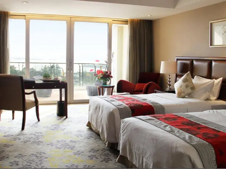 Уси: Wuxi Juna Hubin Hotel