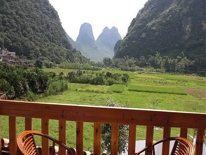 Яншо: Yangshuo Huanggong Garden Hotel