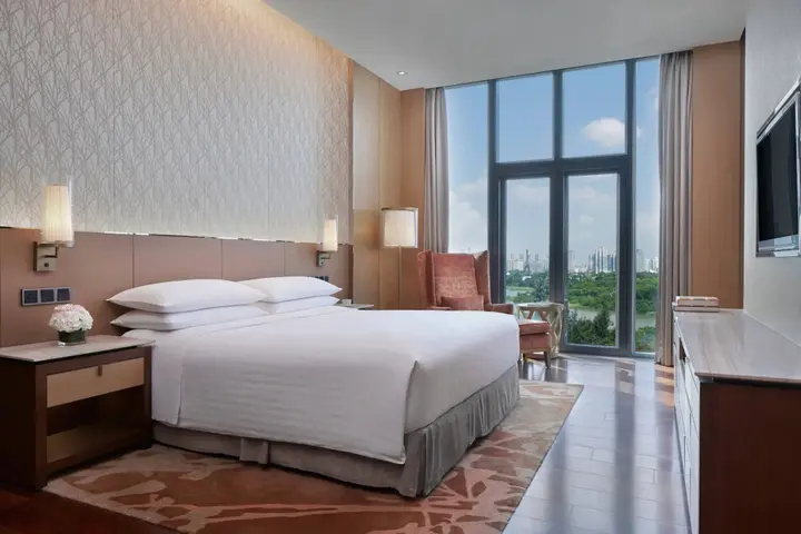 Шэньчжэнь: The Oct Harbour, Shenzhen - Marriott Executive Apartments