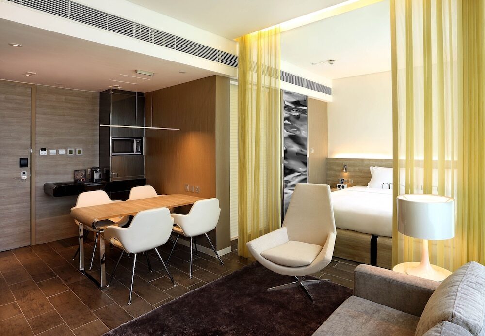 Коулун: Lodgewood by Nina Hospitality丨Mong Kok