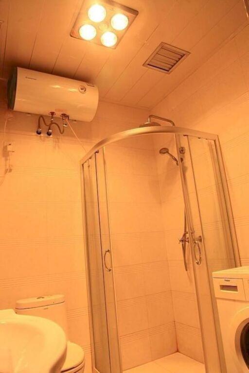 Далянь: Champs Elysees Jinfu Apartment