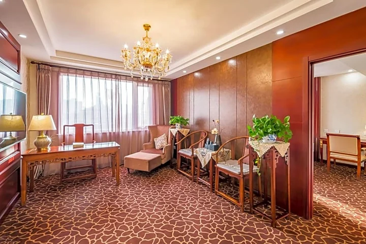 Пекин: Beijing Commercial Business Hotel