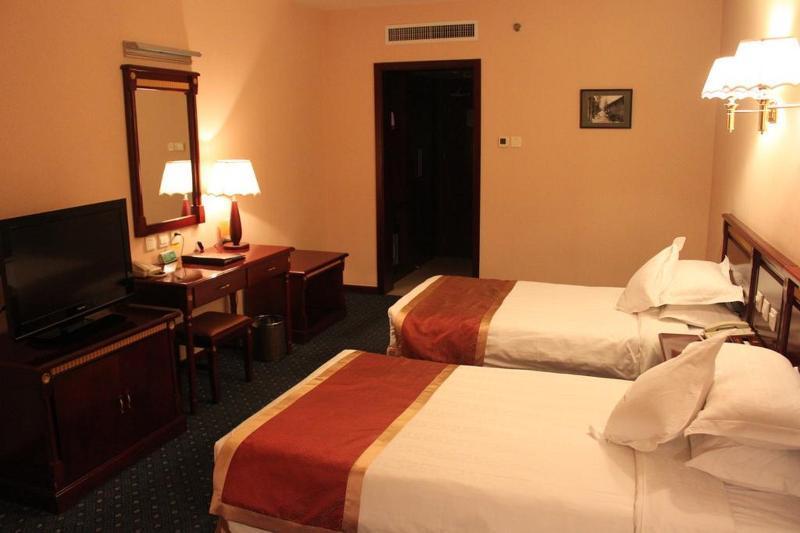 Пекин: Beijing Commercial Business Hotel