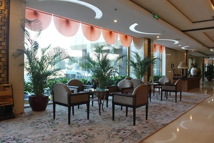 Пекин: Beijing Commercial Business Hotel