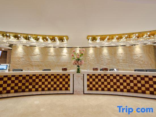 Ичан: Three Gorges Dongshan Hotel