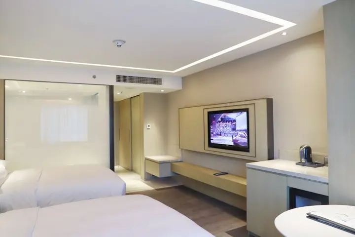 Шэньчжэнь: Renaissance Shenzhen Luohu Hotel