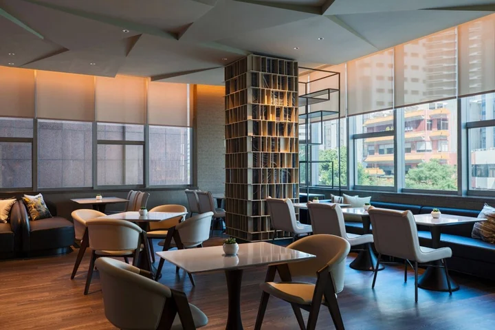Шэньчжэнь: Renaissance Shenzhen Luohu Hotel