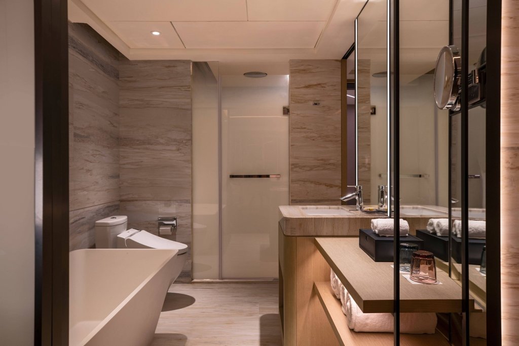 Шэньчжэнь: Renaissance Shenzhen Luohu Hotel
