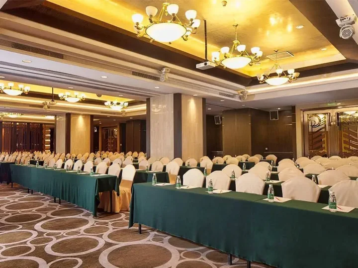 Шэньчжэнь: Renaissance Shenzhen Luohu Hotel