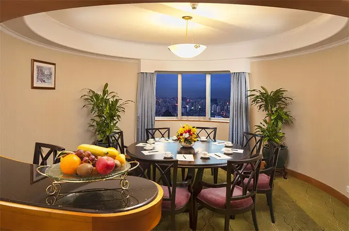 Шэньчжэнь: Renaissance Shenzhen Luohu Hotel
