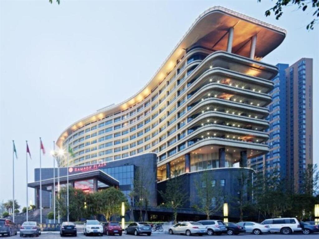 Чунцин: Ramada Plaza Chongqing North