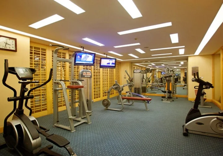 Ухань: Wuhan Mayflowers Hotel (Wuchang Railway Station Zhongnan Road Metro Station Branch)