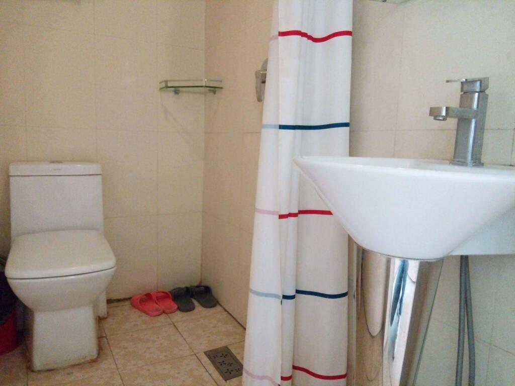Цзюцюань: Dunhuang International Youth Hostel