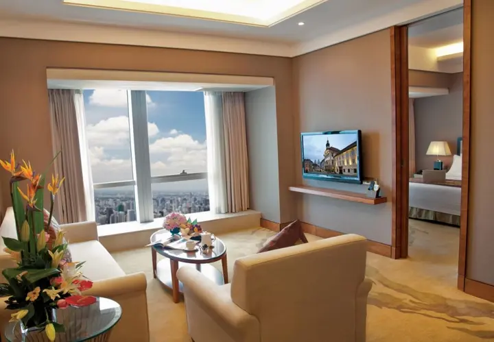 Гуанчжоу: Vertical City Hotel Guangzhou