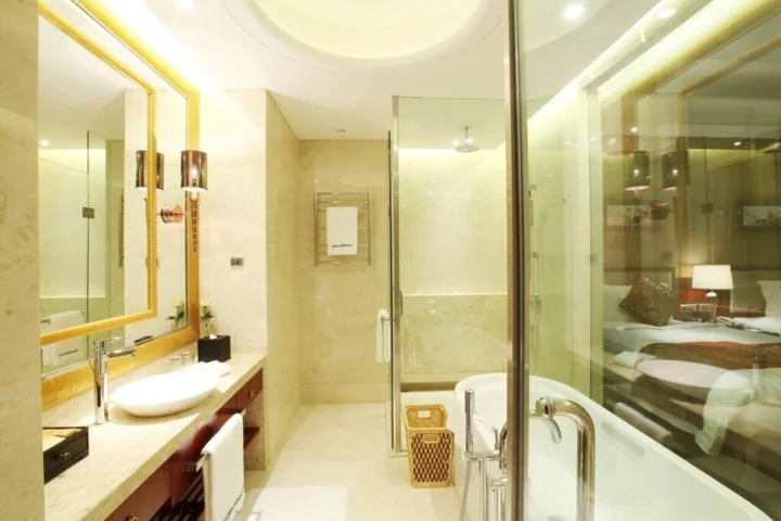 Инкоу: Howard Johnson Minmetals Plaza Yingkou