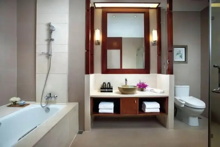 Шангри-Ла: High Mountain Resort Deqin