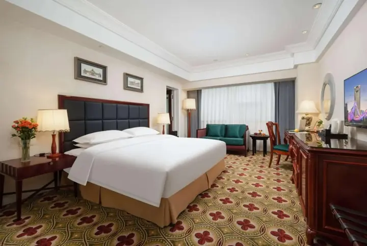 Ухань: Ramada Plaza Wuhan Optics Valley