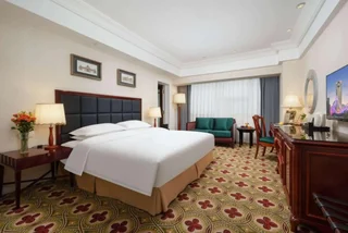 Ухань: Ramada Plaza Wuhan Optics Valley