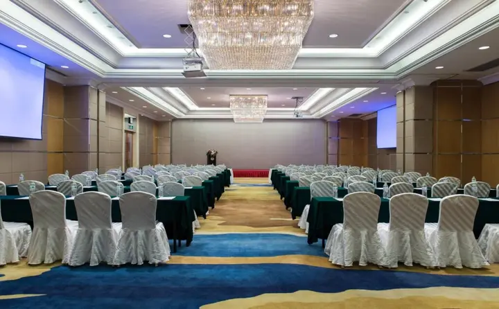 Ухань: Ramada Plaza Wuhan Optics Valley