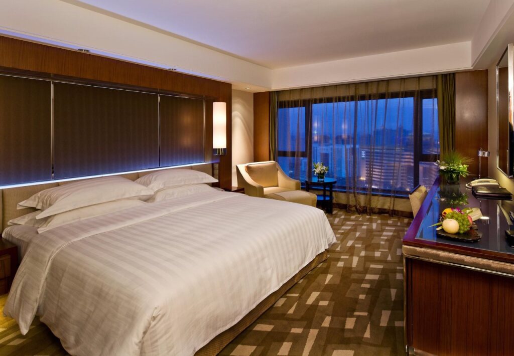 Пекин: Beijing International Hotel