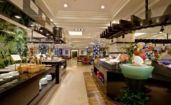 Пекин: Beijing International Hotel