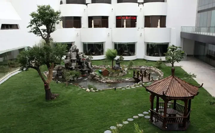 Пекин: Beijing International Hotel