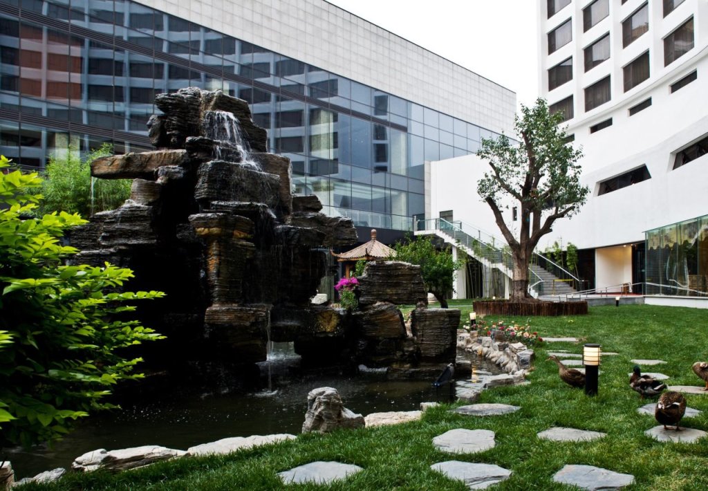 Пекин: Beijing International Hotel