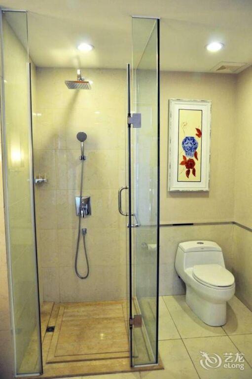 Фошань: Ceramics International Hotel