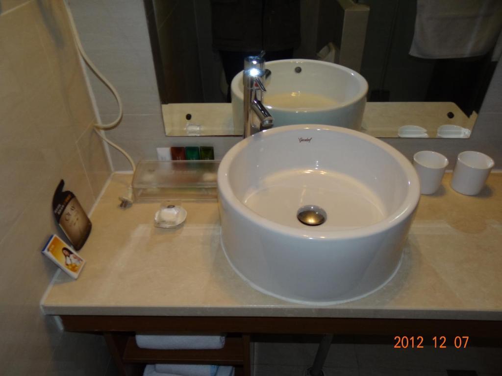 Пекин: JI Hotel Dongdan Beijing