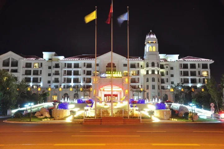 Тунляо: Country Garden Phoenix Hotel Tongliao