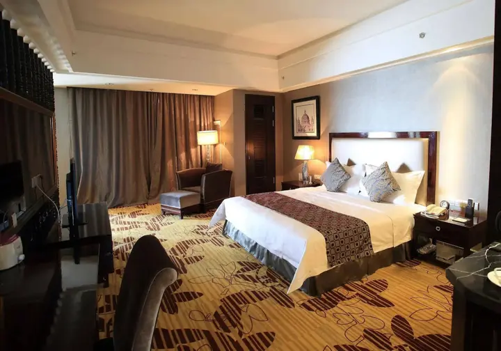 Тунляо: Country Garden Phoenix Hotel Tongliao