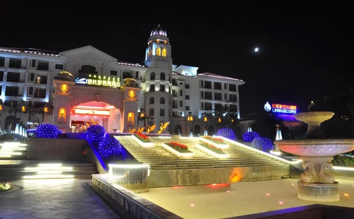 Тунляо: Country Garden Phoenix Hotel Tongliao