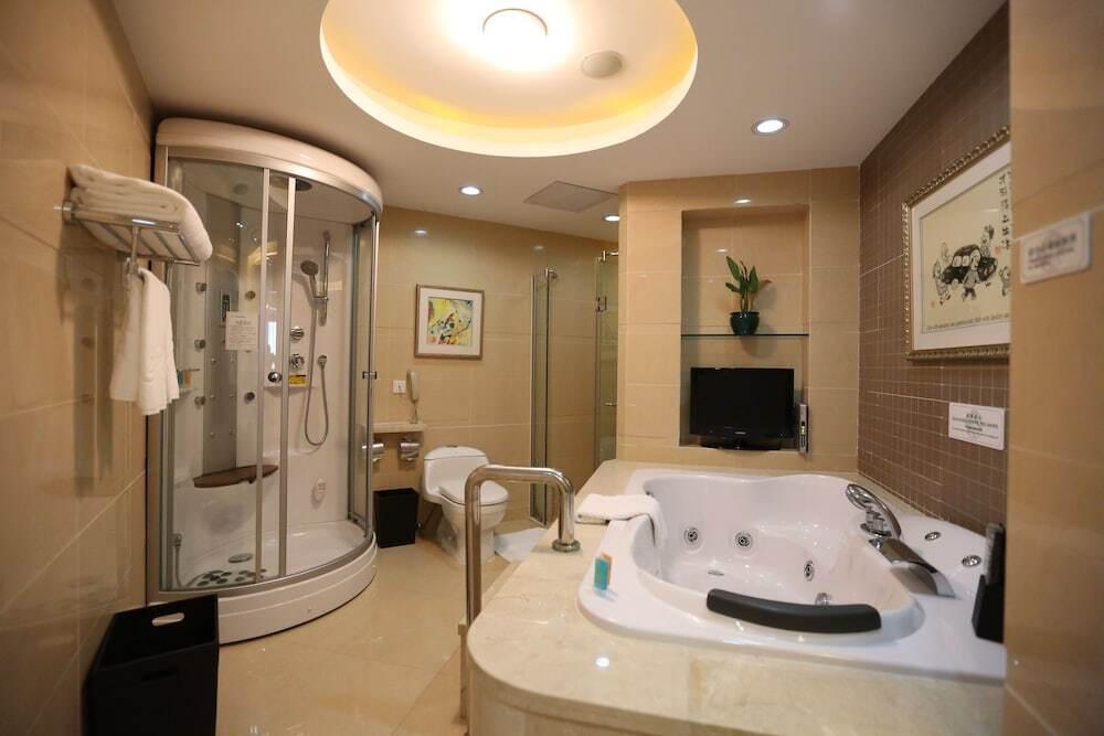 Джиангме: Taishan Country Garden Phoenix Hotel