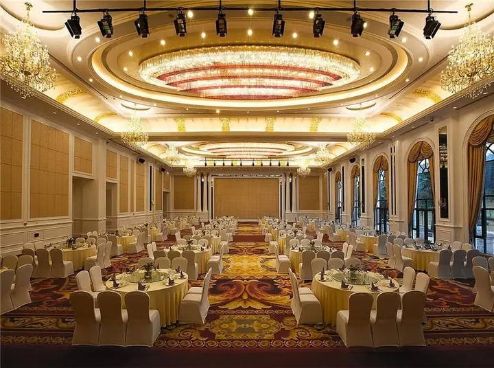 Джиангме: Taishan Country Garden Phoenix Hotel