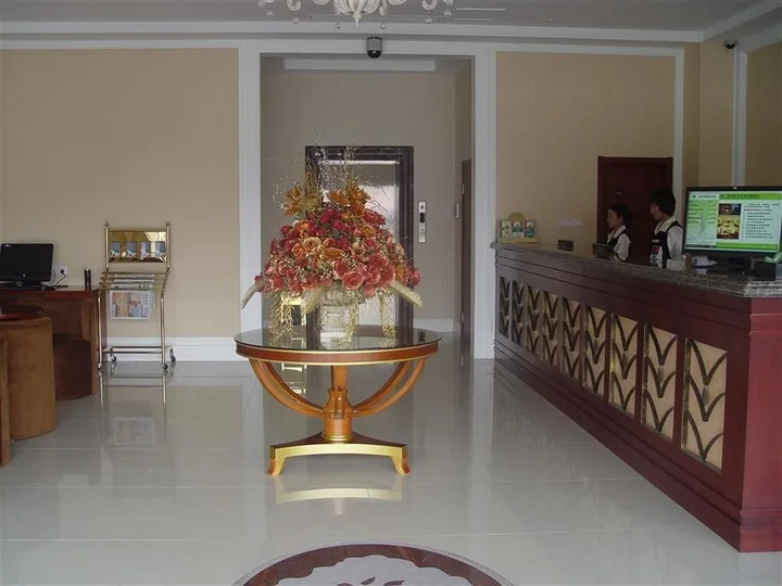Наньтун: Greentree Inn Nantong Haian Bus Station Express Hotel